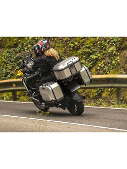 Kufer centralny aluminiowy SHAD TR55 Terra srebrny + aluminiowa płyta montażowa [pojemność: 55 l]