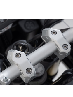 Zestaw podwyższający kierownicę Ø28 SW-MOTECH srebrny