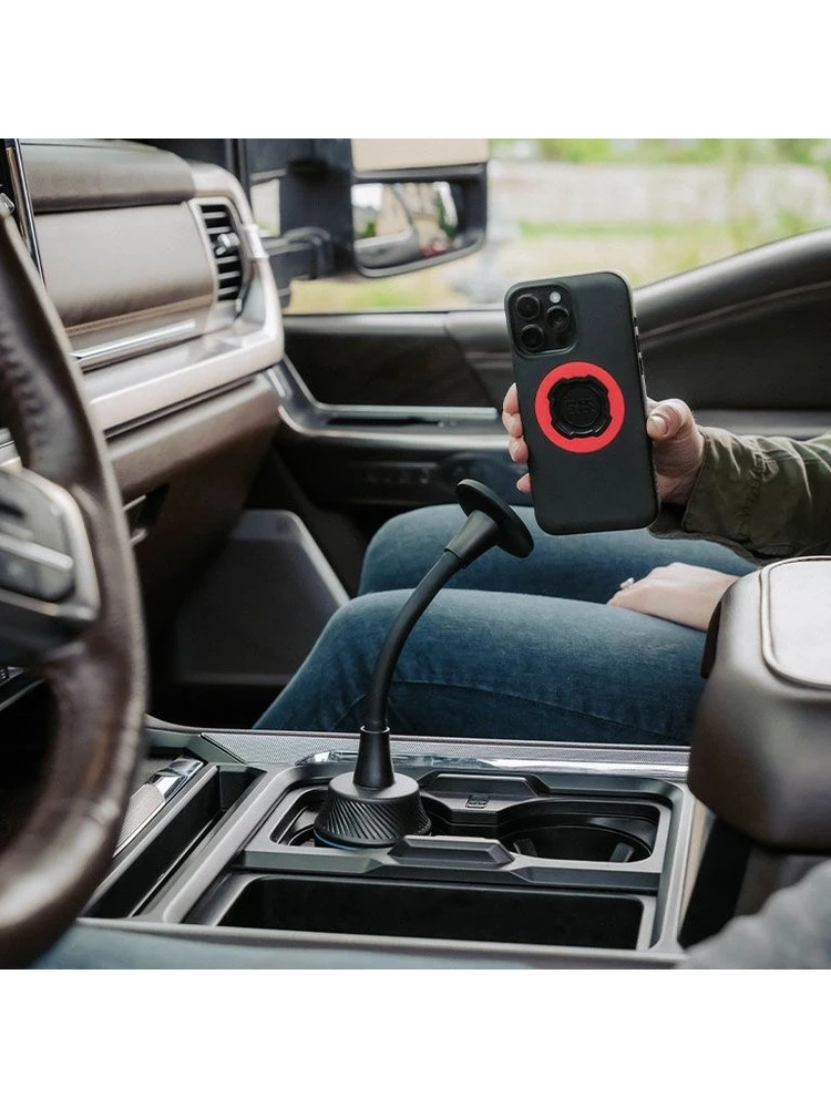 Uchwyt samochodowy Quad Lock na telefon montowany w miejsce kubka