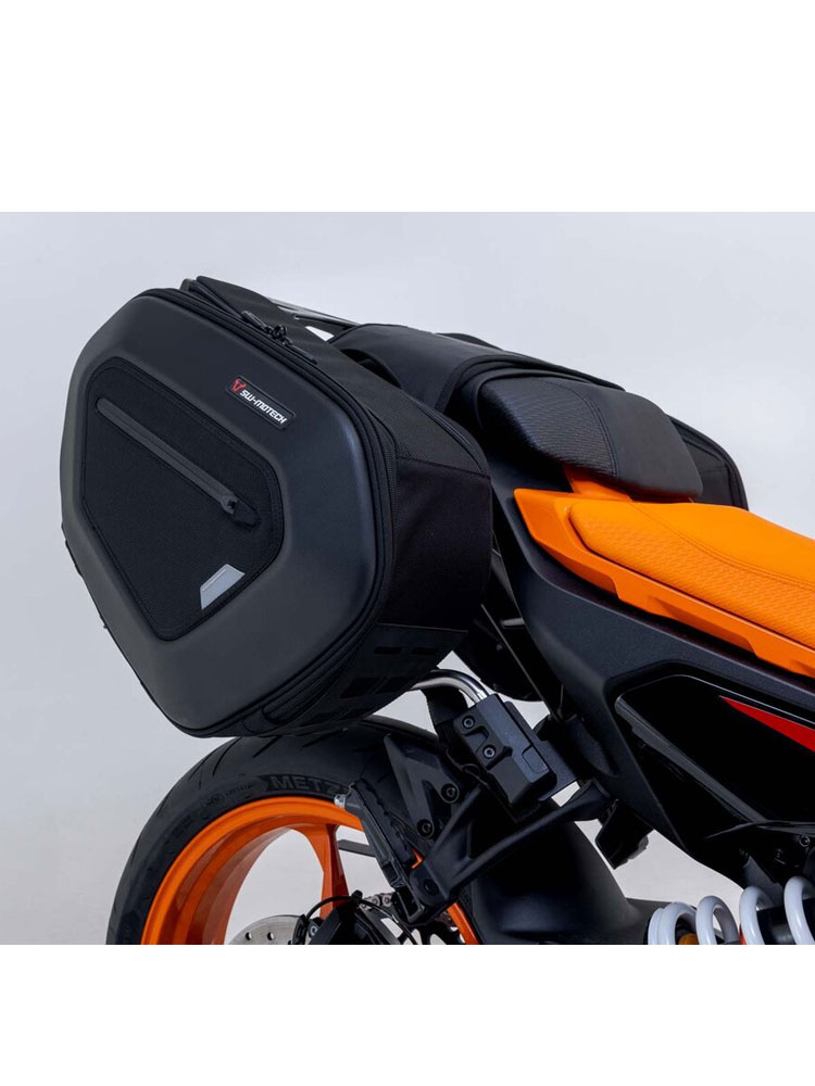 Sakwy tekstylne PRO BLAZE H SW-MOTECH z zestawem mocującym KTM 125 Duke (23-)/ 250 Duke (23-)/ 390 Duke (23-)