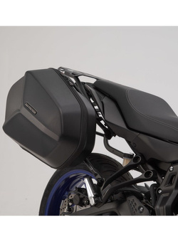 Zestaw: kufry boczne + stelaże EVO ABS ® Aero System Sw-Motech do YAMAHA MT-07 Tracer (16-23) / Tracer 700 RM30 / Tracer 7 (21-) [pojemność: 2 x 25 L]