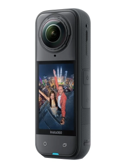 Zestaw: Kamera sportowa Insta360 X5 + akcesoria