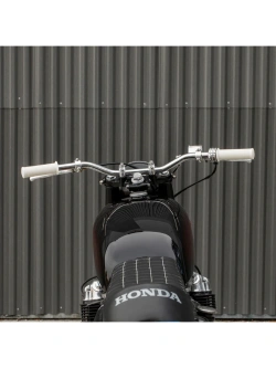 Manetki motocyklowe Biltwell Kung Fu TPV do kierownic o średnicy 22 [mm] białe