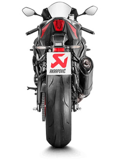 Tłumik motocyklowy Akrapovič Slip-On Line do Suzuki GSX-R 1000 (17-25) [włókno węglowe]