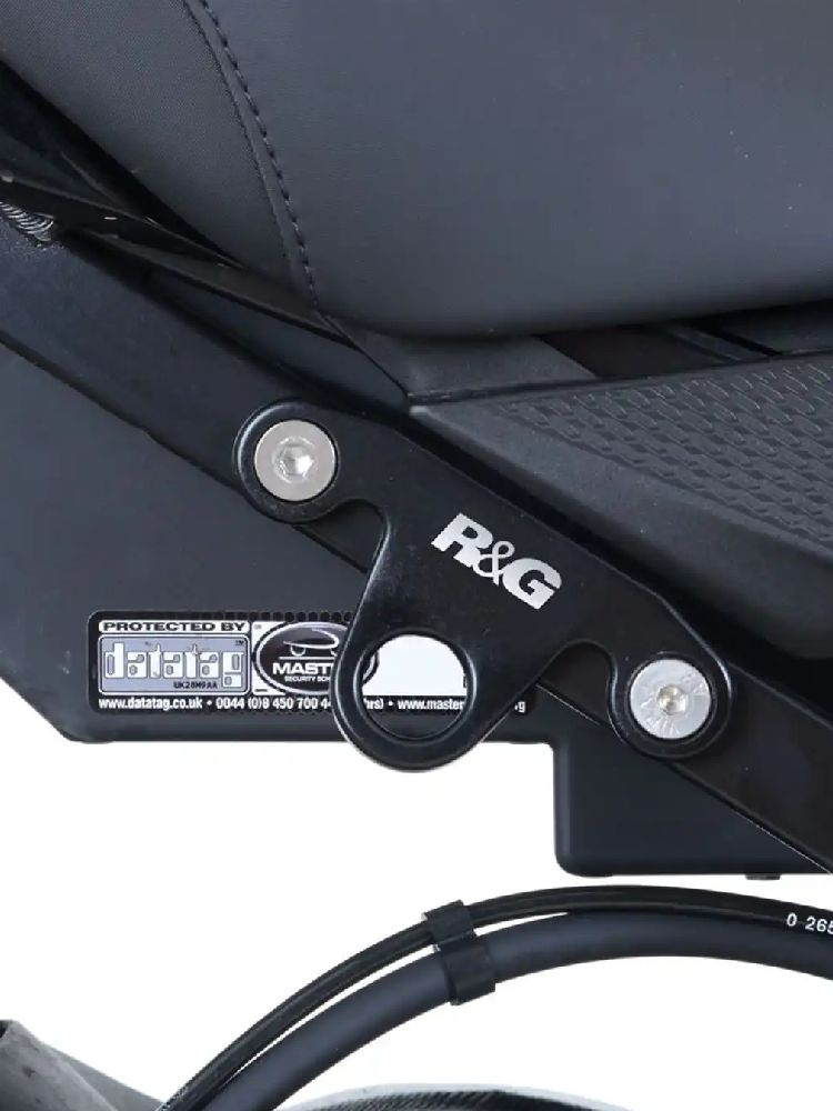 Uchwyty na pasy transportowe R&G do BMW S 1000 R (10-20) /RR (10-18) czarne