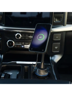 Zestaw do samochodu: etui MAG na telefon Samsung Galaxy S26 (magnetyczne) oraz mocowanie Quad Lock