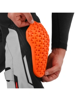Spodnie motocyklowe tekstylne Shima Hero 3.0 szaro-czerwone