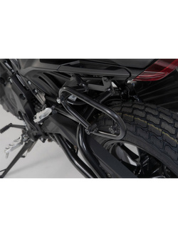 Zestaw: kufer boczny plastikowy URBAN ABS + stelaż SLC SW-MOTECH Indian FTR 1200 (18-25)/ Rally (19-25) [poj.: 16,5l; na lewą stronę]