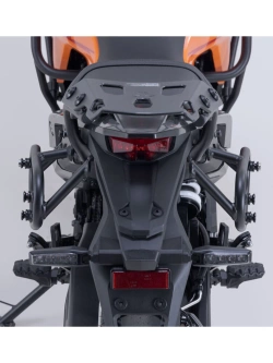 Zestaw: kufry boczne plastikowe Urban ABS + stelaże SLC SW-Motech KTM (wybrane modele) [poj.: 2 x 16,5l]
