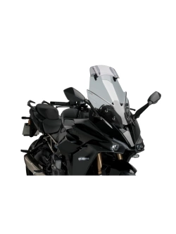 Szyba motocyklowa turystyczna z deflektorem PUIG Suzuki GSX-S 1000GT (22-)/ GSX-S 1000GT Travel Edition (22-23) lekko przyciemniana