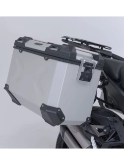 Zestaw: kufry boczne TRAX ADV + stelaże PRO SW-Motech BMW R 1300 R/ RS (25-) srebrne [poj.: 2 x 45 L]