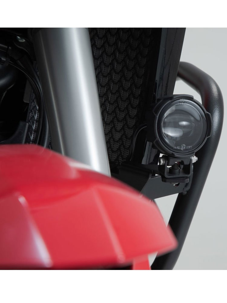 Zestaw montażowy lamp na crashbarach SW-MOTECH do wybranych modeli Hondy