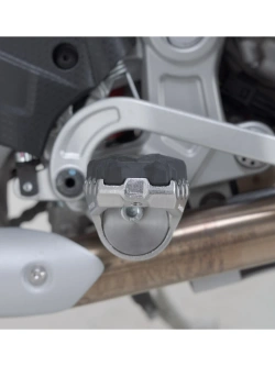 Podnóżki motocyklowe EVO SW-Motech Aprilia Tuareg 660 Rally (24-) srebrne