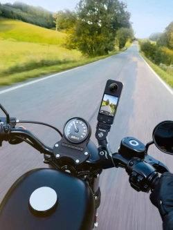 Zestaw mocowań na motocykl do kamery Insta360 