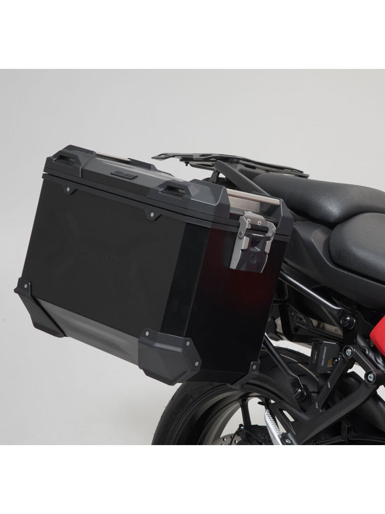 Zestaw: kufry boczne + kufer centralny TRAX ADV + stelaże SW-MOTECH do motocykla Yamaha Tracer 9/GT (20-), Tracer 9 GT+ (22-)