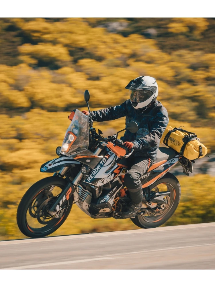 Kask adventure Nexx X.Lifecountry Plain biały