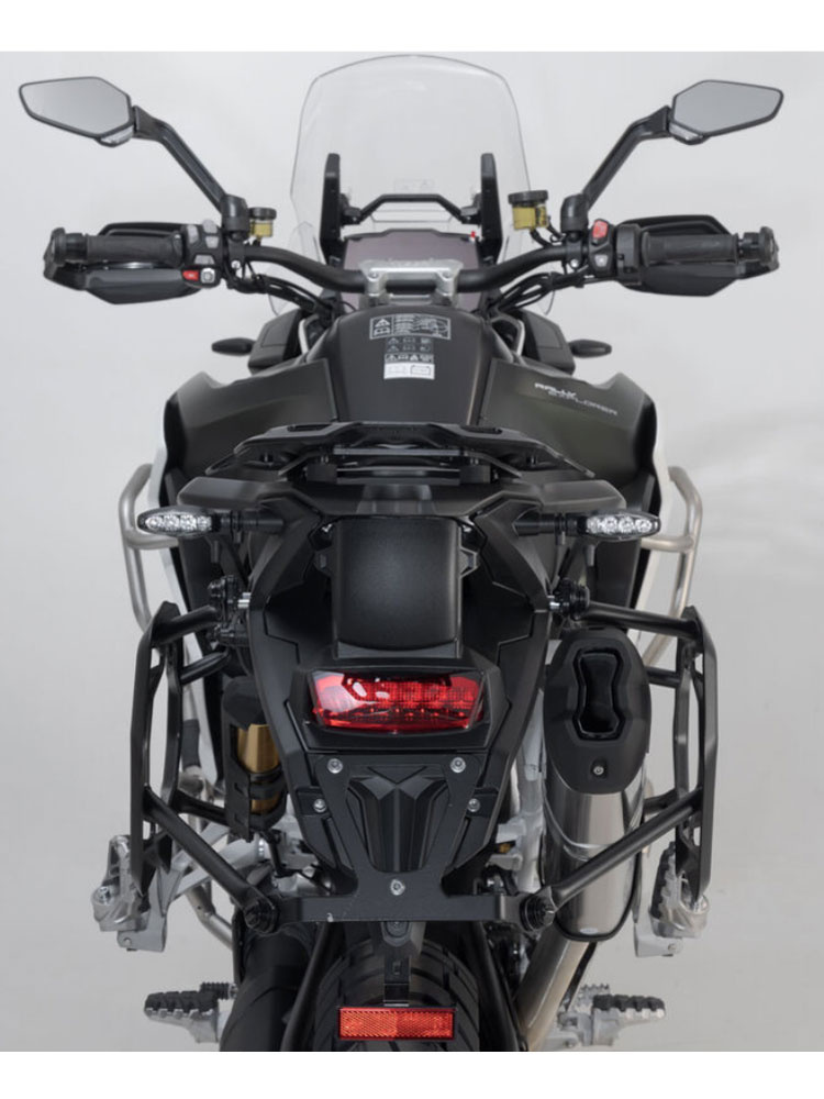 Zestaw: kufry boczne 45/37L + kufer centralny 38L TRAX ADV+ stelaże SW-MOTECH do motocykla Tiger 1200 Rally /GT Explorer (22-) czarne