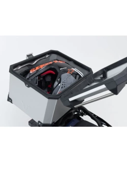 Zestaw: kufer centralny srebrny TRAX ADV + stelaż Adventure-rack SW-Motech Yamaha Tracer 9/ GT/ GT+ (24-) [poj.: 38 L]