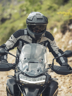 Zestaw: Kask szczękowy Schuberth E2 szary + dedykowany interkom motocyklowy