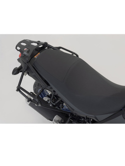 Zestaw: kufry boczne plastikowe Urban ABS + stelaże SLC SW MOTECH Suzuki DL 650 V-Strom / XT (16-25) (pojemność: 2 x 16,5l)