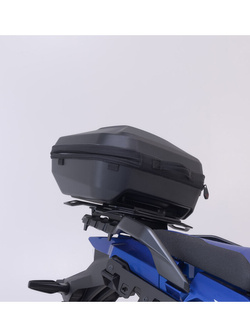 Zestaw: kufer centralny plastikowy Urban ABS + stelaż Adventure-Rack SW-MOTECH Suzuki V-Strom 650/XT (16-25) V-Strom 1000/XT (14-19), V-Strom 1050/XT (19-), V-Strom 1050 DE (23-) [poj.: 16-29l]