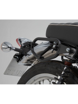 Zestaw: kufry boczne plastikowe + stelaże SLC URBAN ABS SW-MOTECH  Kawasaki W800 (18-) [pojemność: 2 x 16,5l]