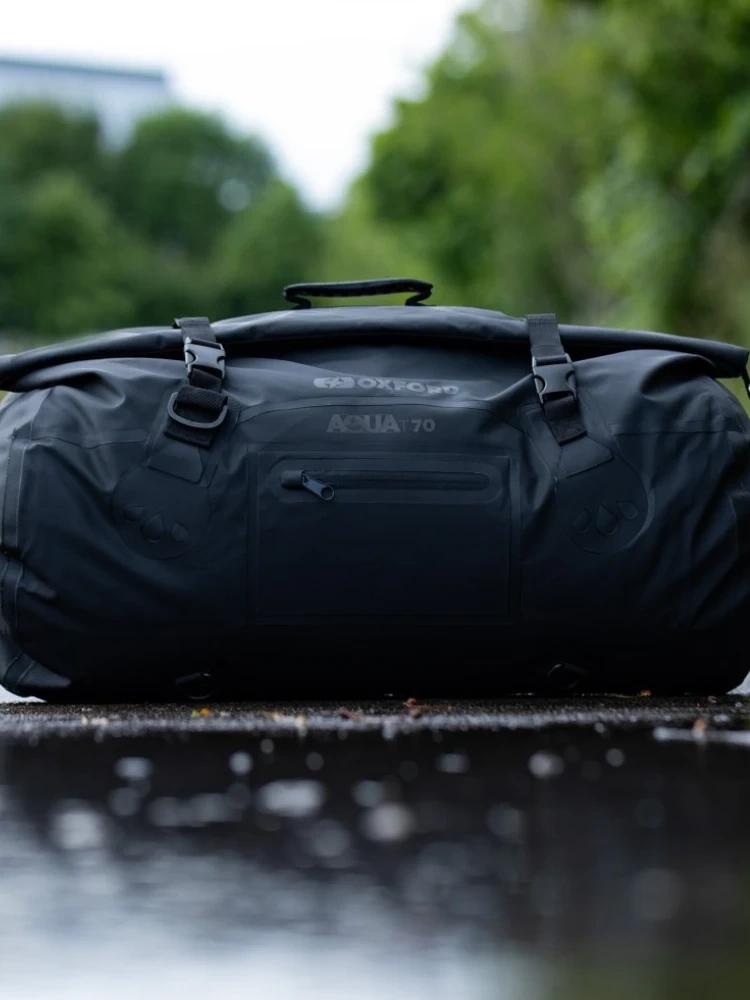 Torba na tył Oxford Aqua RollBag czarna (70 l)