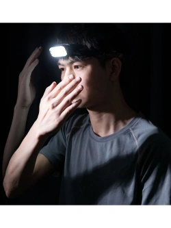 Lampa sportowa LOBOO wodoodporna z uchwytem na bagaż [IP66]