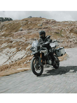 Zestaw: kufry boczne + stelaże EVO TRAX ADV SW-MOTECH 37/37 L do motocykla KTM 990 SM/ 990 SMR (07-) [pojemność 2 x 37 L]