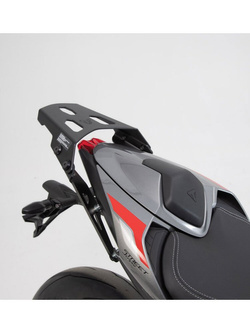 Zestaw: kufer centralny plastikowy Urban ABS + stelaż Sw-Motech Triumph Street Triple 675 (12-16), Street Triple 765 S/RS/R (19-) [pojemność 16-29 L]