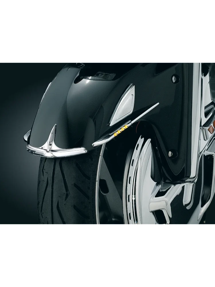 Listwa ozdobna przedniego błotnika Kuryakyn Honda GL 1800 Goldwing (01-17) chromowana