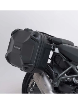 Zestaw: kufry boczne DUSC L + kufer centralny DUSC L + stelaże PRO + stelaż Adventure-Rack SW-Motech Royal Enfield Himalayan 450 (23-) [poj.: 3 x 41l]