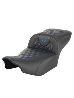Kanapa motocyklowa dla kierowcy i pasażera Saddlemen Roadsofa CF LS Extended Reach Harley Davidson Road Glide/ Street Glide (wybrane modele) (23-) czarno-niebieska
