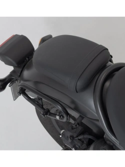 Zestaw: kufry boczne plastikowe Urban ABS + stelaże SLC SW-Motech Honda CMX 500 Rabel (16-) [poj.: 2 x 16,5l]