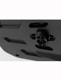 Zestaw: kufer centralny plastikowy + stelaż URBAN ABS SW-Motech Kawasaki Versys 1000 (11-24)/ Versys 1100/ SE (24-)[pojemność 16-29 L]