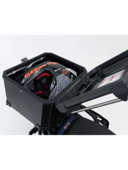 Zestaw: kufer centralny TRAX ADV + stelaż Street-rack SW-Motech BMW F 450 GS (25-) czarny [poj.: 38l]