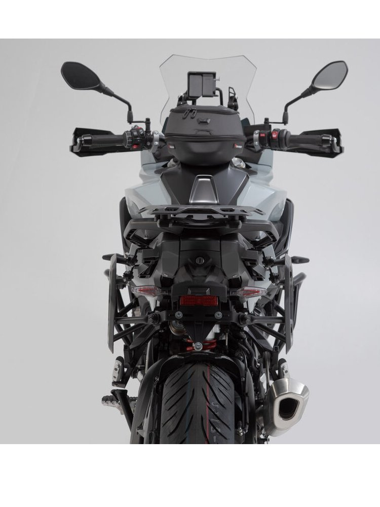Zestaw: kufry boczne TRAX ADV + stelaże PRO Sw-Motech BMW S 1000 XR (19-) (pojemność: 2 x 45 L) czarne