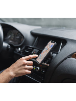Zestaw do samochodu: etui MAG na telefon iPhone 17 Pro (magnetyczne) oraz mocowanie Quad Lock