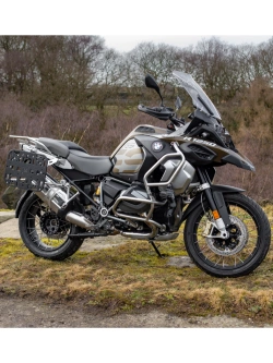 Adapter Kriega OS-Platform do montażu miękkiego bagażu na fabrycznych stelażach BMW GS Adventure