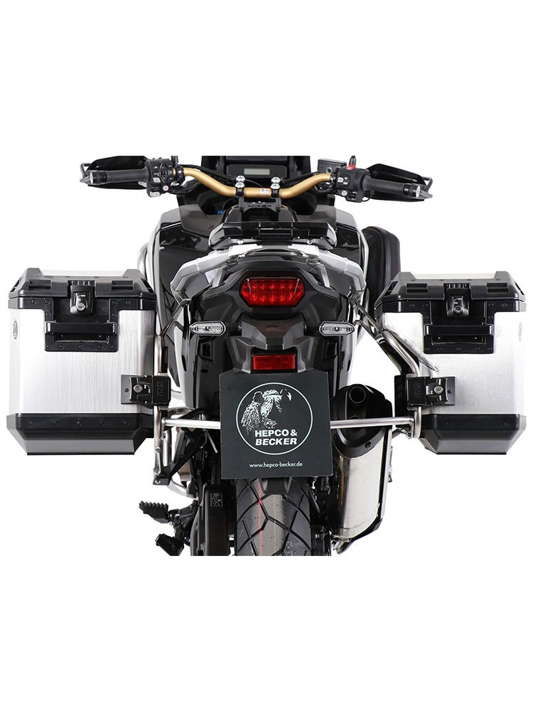 Zestaw: kufry boczne + stelaże Hepco&Becker Xplorer Cutout do Hondy CRF 1100 L Africa Twin Adventure Sports (20-23) (kufry srebrne, stelaż srebrny)