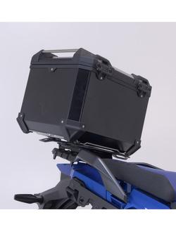 Zestaw: kufer centralny TRAX ADV + stelaż Adventure-rack SW-MOTECH Suzuki V-Strom 1000 / XT WDD0 (16-), V-Strom 1050/XT (19-) , V-Strom 650XT (17-25), V-Strom 1050DE (23-) (pojemność 38 L) czarny 