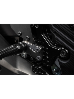 Zestaw regulowanych podnóżków z dźwigniami GILLES AS31GT3-H14 Honda CB 750 Hornet (23-) czarny