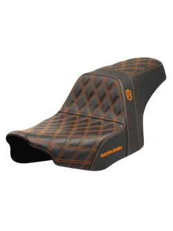 Kanapa motocyklowa dla kierowcy i pasażera Saddlemen SDC Performance Pro Series Gripper Harley Davidson Road Glide/ Street Glide (wybrane modele) (23-) czarno-pomarańczowa