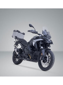 Zestaw: kufer centralny srebrny TRAX ADV + stelaż Adventure-rack SW-Motech BMW R 1300 GS (23-) [poj.: 38l]
