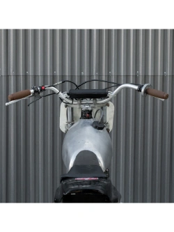 Manetki motocyklowe Biltwell Recoil TPV do kierownic o średnicy 25.4 [mm] brązowe