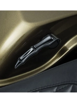 Uchwyty do sakw bocznych Kuryakyn Harley Davidson (wybrane modele) czarne