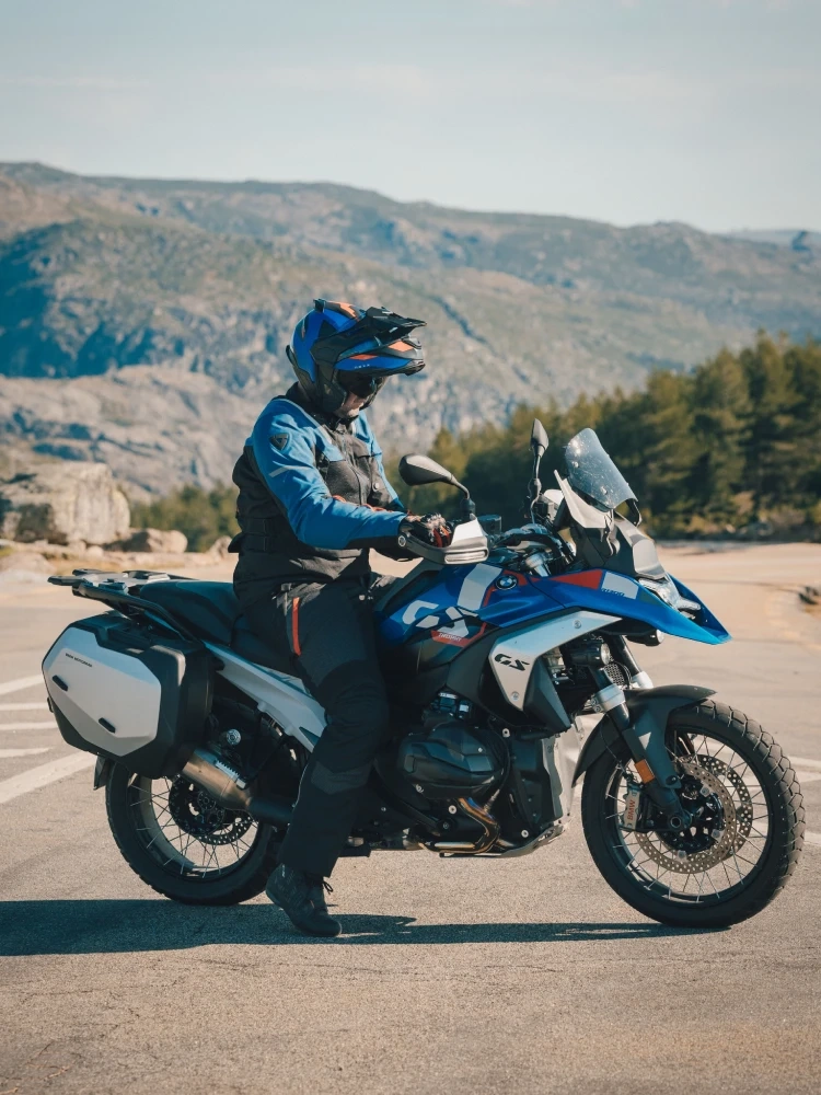 Kask adventure Nexx X.Lifecountry Terra szaro-czarno-czerwony matowy