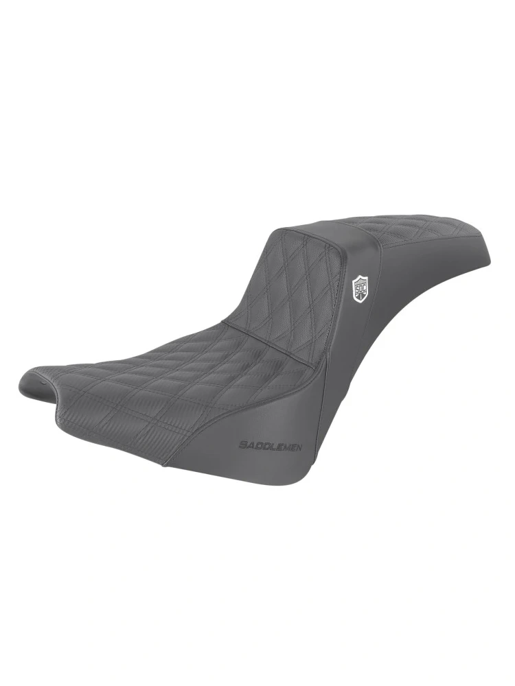 Kanapa motocyklowa dla kierowcy i pasażera Saddlemen SDC Performance Pro Series Gripper Harley Davidson FXBB/ FXBBS/ FXST (wybrane modele) (18-) czarna