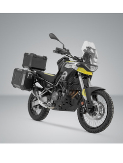Zestaw: kufry boczne + kufer centralny + stelaże TRAX ADV do motocykla Aprilia Tuareg 660 (21-)/ Rally (24-) [całkowita pojemność: 150l] czarny