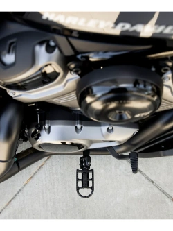 Podnóżki motocyklowe Biltwell Mushman wybrane modele Harley-Davidson czarne